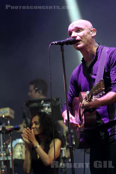 GAETAN ROUSSEL - 2014-07-18 - PARIS - Parvis de l'Hotel de Ville - 